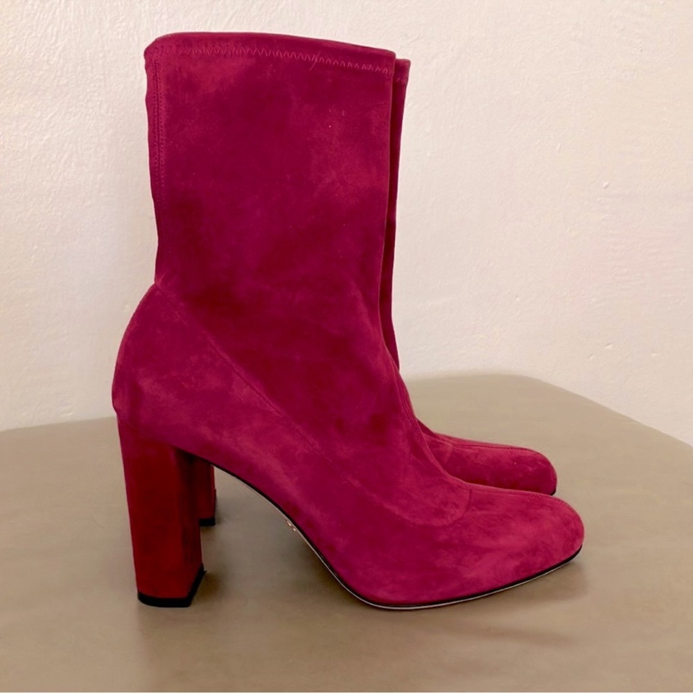 Beautiful Oscar Tiye suede stretch booties - Picture 3 of 10